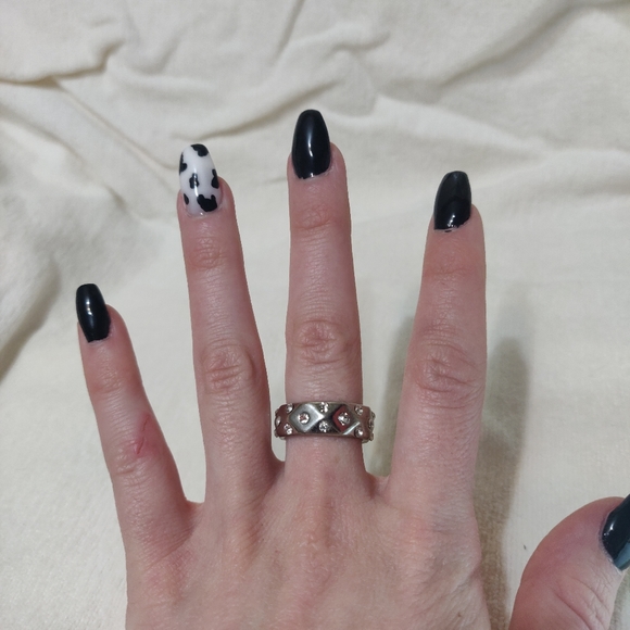 **FREE with purchase** set of 4 rings - Picture 4 of 4